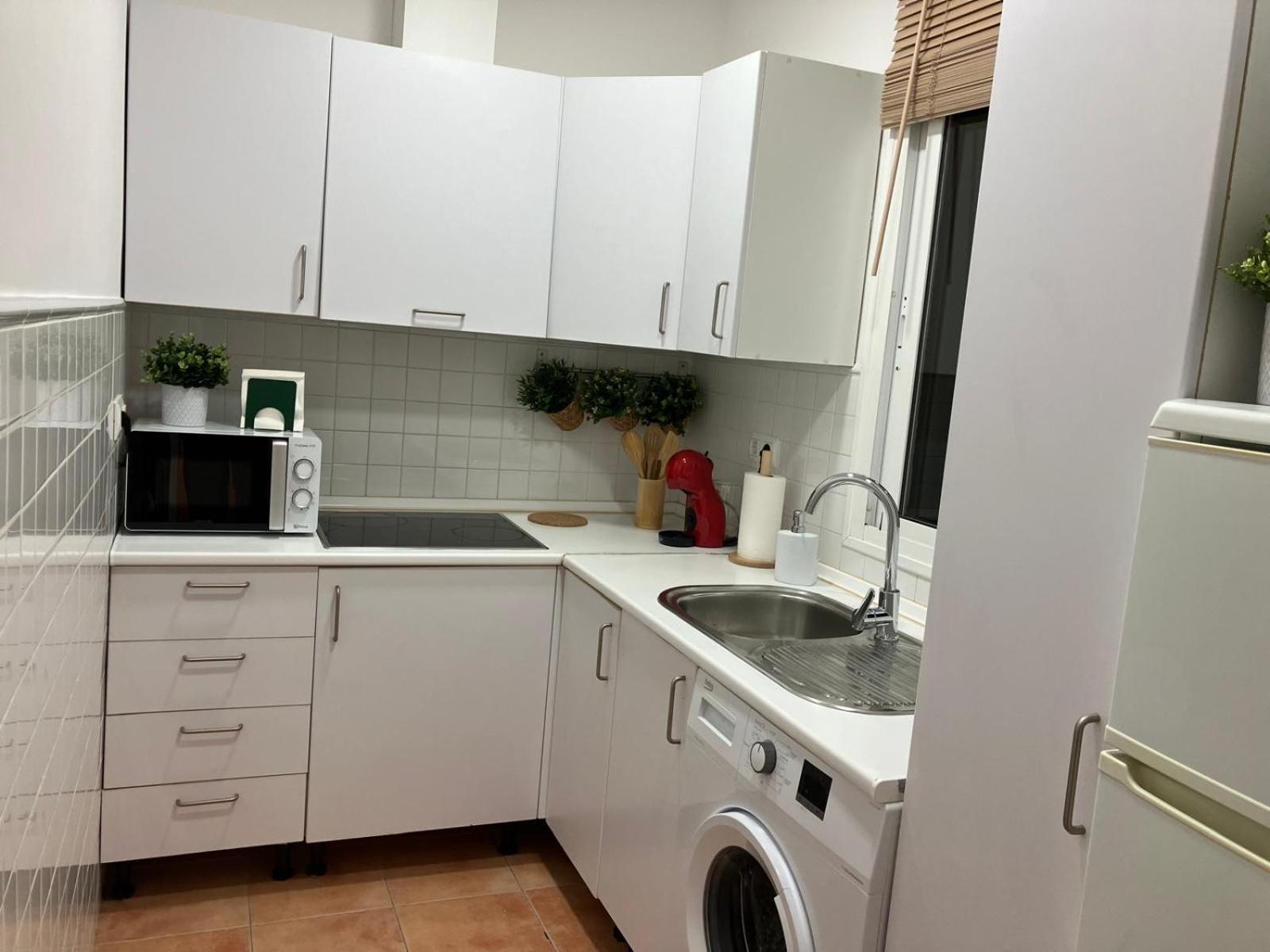 2 Bedroom Virgen De Begona Севилья Экстерьер фото