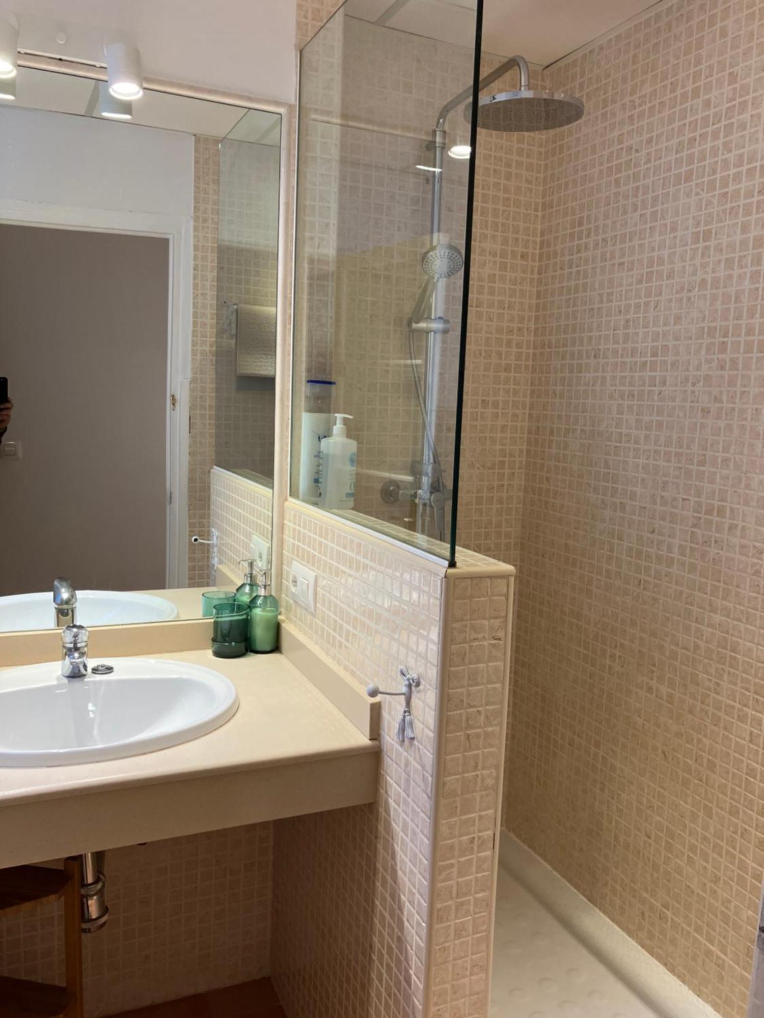 2 Bedroom Virgen De Begona Севилья Экстерьер фото
